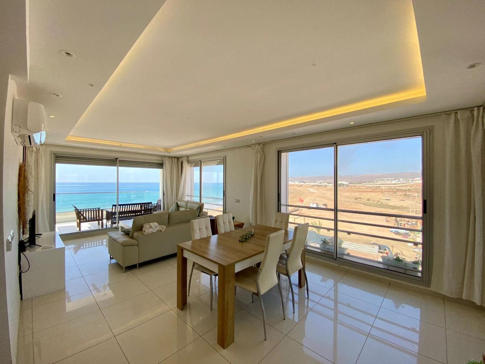 Adan Beach Aourir Abdelaziz Bnafkir Luaran gambar