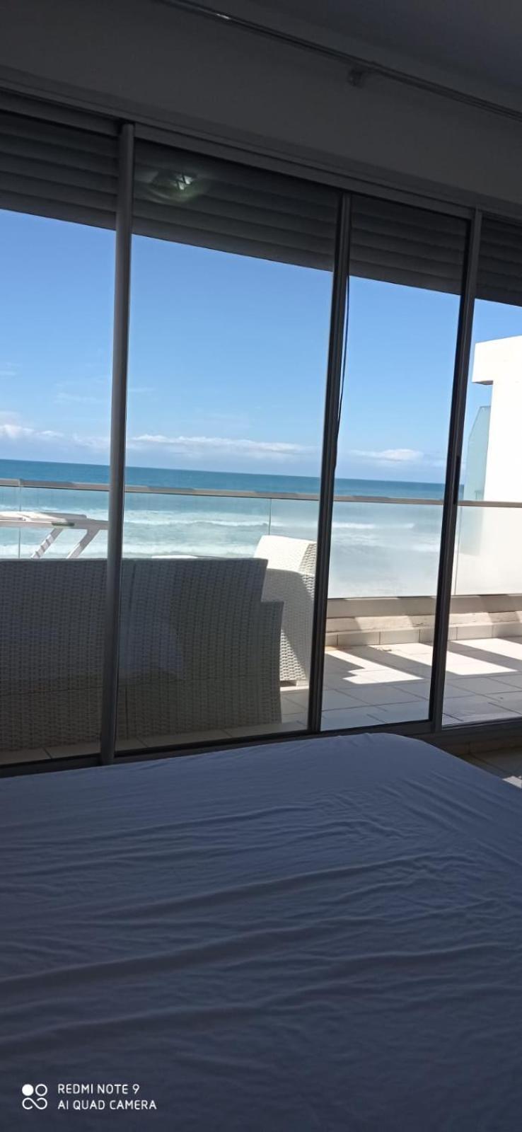 Adan Beach Aourir Abdelaziz Bnafkir Luaran gambar
